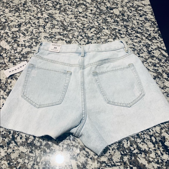 NWT Pacsun High Waisted Denim Shorts - Picture 4 of 5
